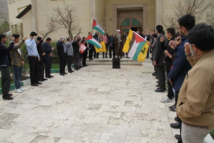 دانشگاهیان دانشگاه تفرش فریاد مظلومیت مردم بی دفاع غزه را سر دادند