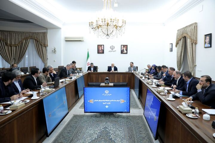 برپایی نمایشگاه ایران اکسپو برای ارتقاء جایگاه ایران در منطقه است/ لزوم تحقق شعار سال