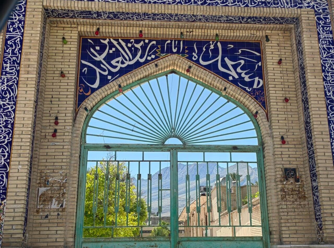 وقتی مسجد باغ شد؛ روایت ۳۰۰ سال عبادت در پناه درختان نارنج