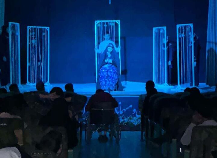 افتتاحیه تئاتر کودک و نوجوان کیمیا هنر در آران و بیدگل برگزار شد 