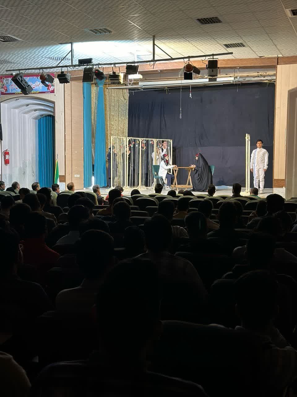 افتتاحیه تئاتر کودک و نوجوان کیمیا هنر در آران و بیدگل برگزار شد