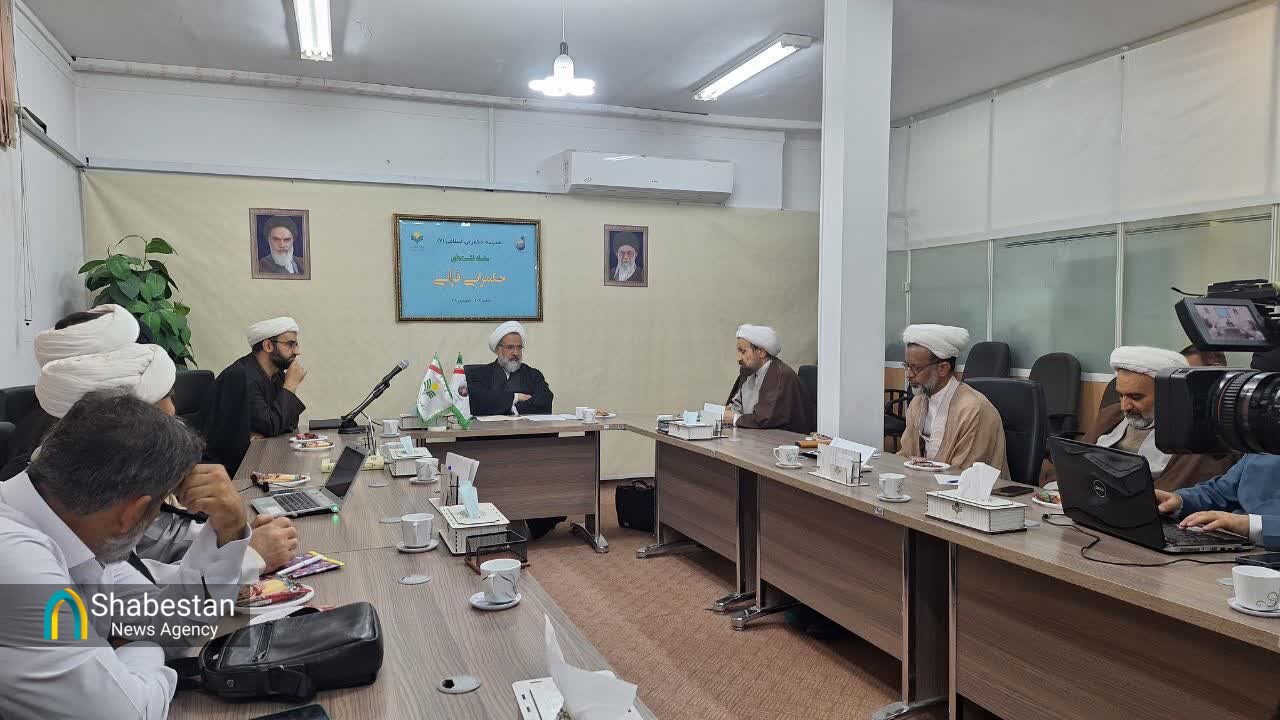 فقه زیر بار نظام تک‌طبقه نمی‌رود/ ادعای اینکه حوزه‌ها روی قرآن کار نکرده‌اند، بی‌انصافی است