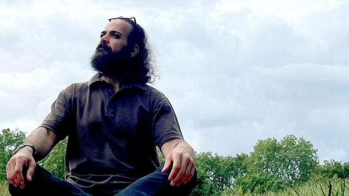 ترانه «خسته نشو» بهنام خدارحمی با نماهنگی از مازیار لرستانی منتشر شد