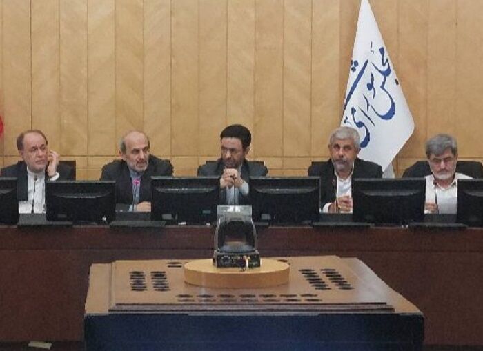تاکید رئیس صداوسیما بر طرح و تصویب قانون تنظیم‌گری صوت و تصویر در مجلس