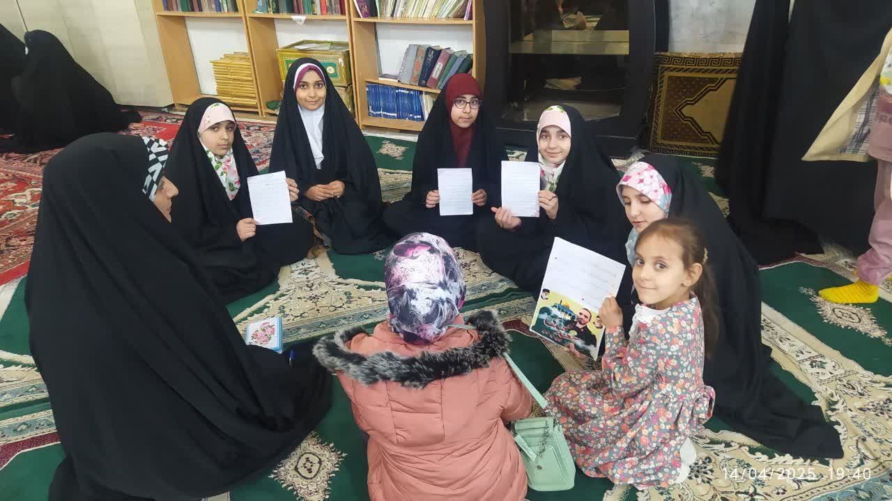 "حلقه معرفتی" و "محفل ستاره ها" شب کودک و نوجوان کانون آل رسول(ص)