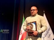 هنری که می‌سازد، می‌آموزد و به چالش می‌کشد؛ چرا محمدعلی اسدی چهره سال هنر انقلاب کرمان شد؟