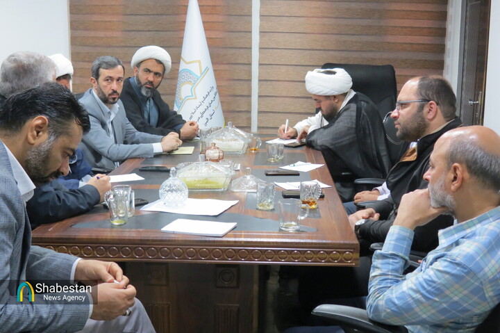 شاخصه گفتمانی هئیت اندیشه ورز تقویت فعالیت‌های فرهنگی مسجد است