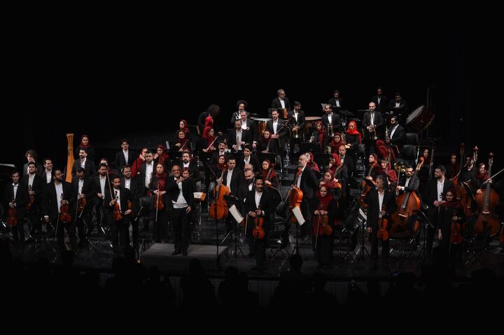 طنین «رنگواره‌ها» در تالار وحدت / ارکستر سمفونیک تهران «خلیج فارس» را نواخت