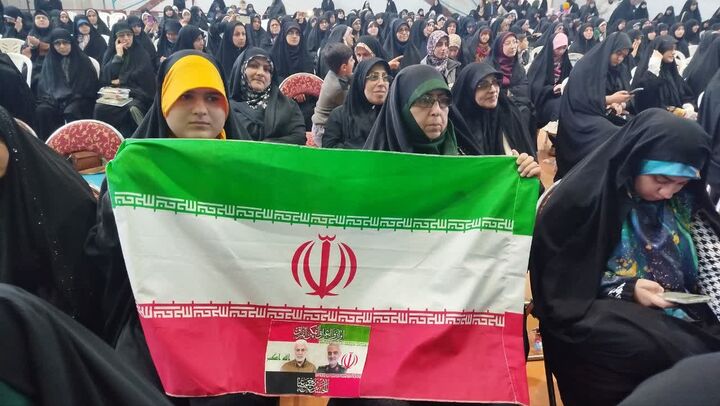 تجمع بانوان ورزشکار گیلانی در حمایت از مردم غزه