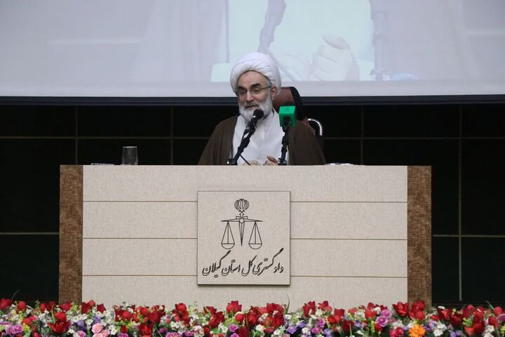 دفاع امت اسلامی از فلسطین یک دفاع عاقلانه و مشروع است