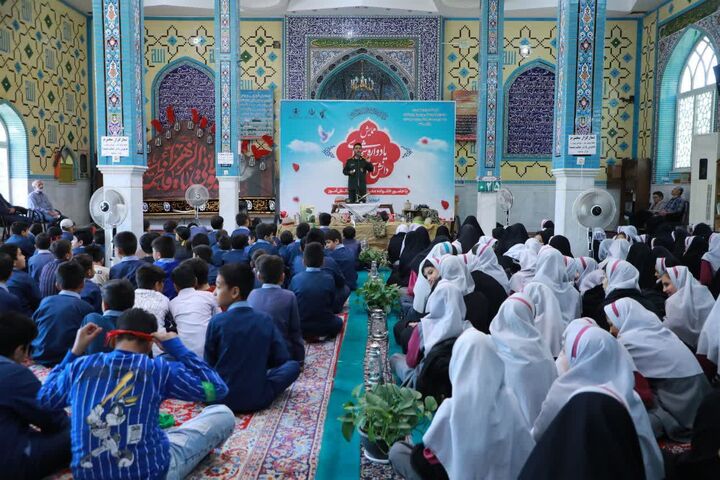 یادواره شهدای دانش‌آموز راوند برگزار شد