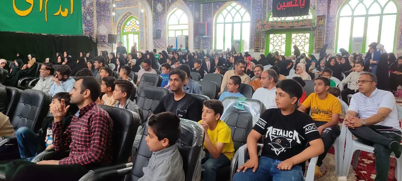 دانشآموزان حافظ جزء سی ام قرآن در حسینیه رضویه آران و بیدگل تجلیل شدند