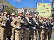 مراسم رژه روز ارتش جمهوری اسلامی ایران در سنندج