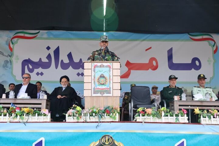 سربازان ایرانی تردیدی برای کشیدن ماشه در برابر آماج دشمنان ندارند