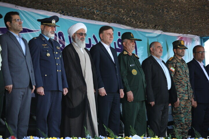 ارتش نماد اقتدار، انسجام و پاسداری از تمامیت اراضی کشور