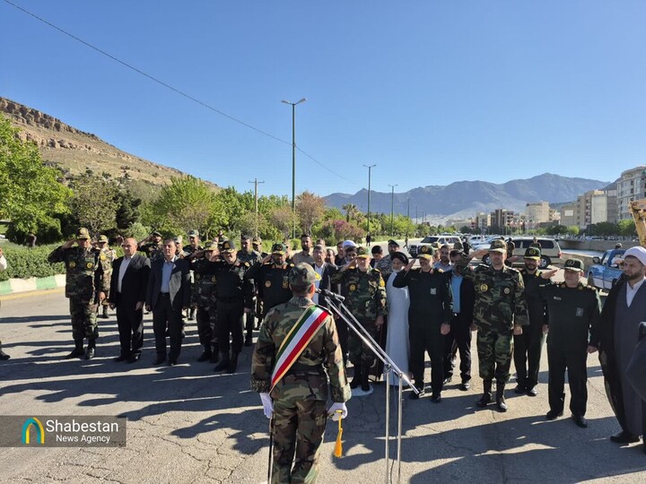 ارتش جان فدای ملت است