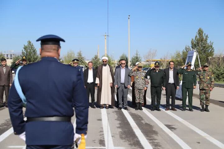 ارتش جمهوری اسلامی اجازه کوچکترین نگاه و تعدی دشمن را به کشور نخواهد داد