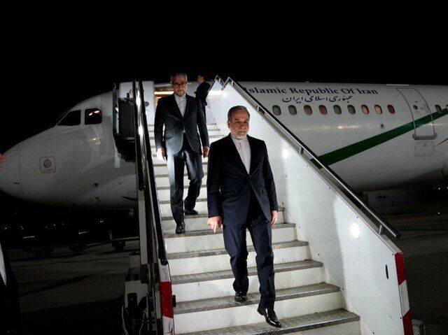 عراقچی راهی تهران شد