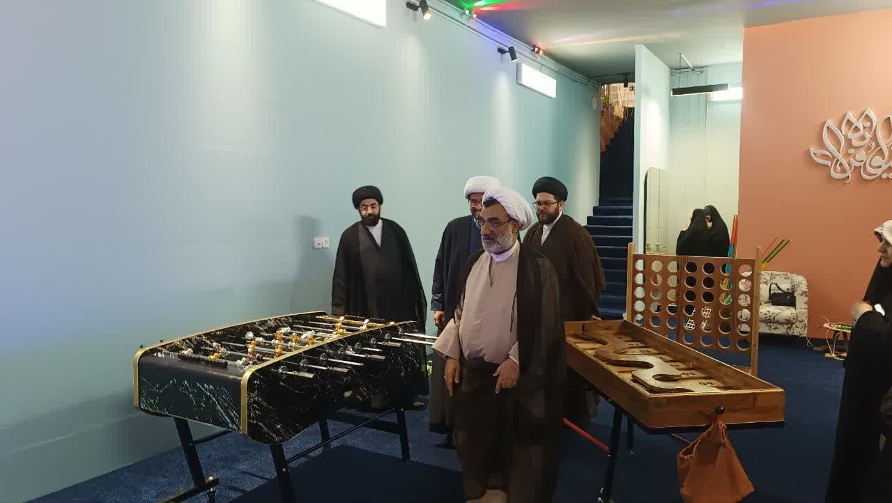 مسأله ارتباط گیری با نسل جوان در طرح نیلوفرانه به خوبی اجرا شده است