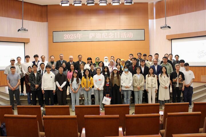 سعدی دقایقی میهمان استادان و دانشجویان چین شد