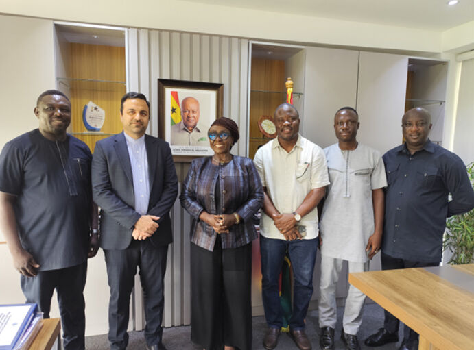 اعلام آمادگی وزارت فرهنگ غنا برای توسعه روابط فرهنگی با تهران