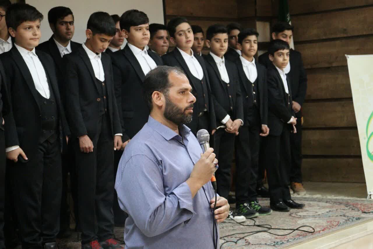 نغمه‌های «هلال منیر» در آسمان کویر؛ تجلیل از رویش سه ساله یک نهال امید