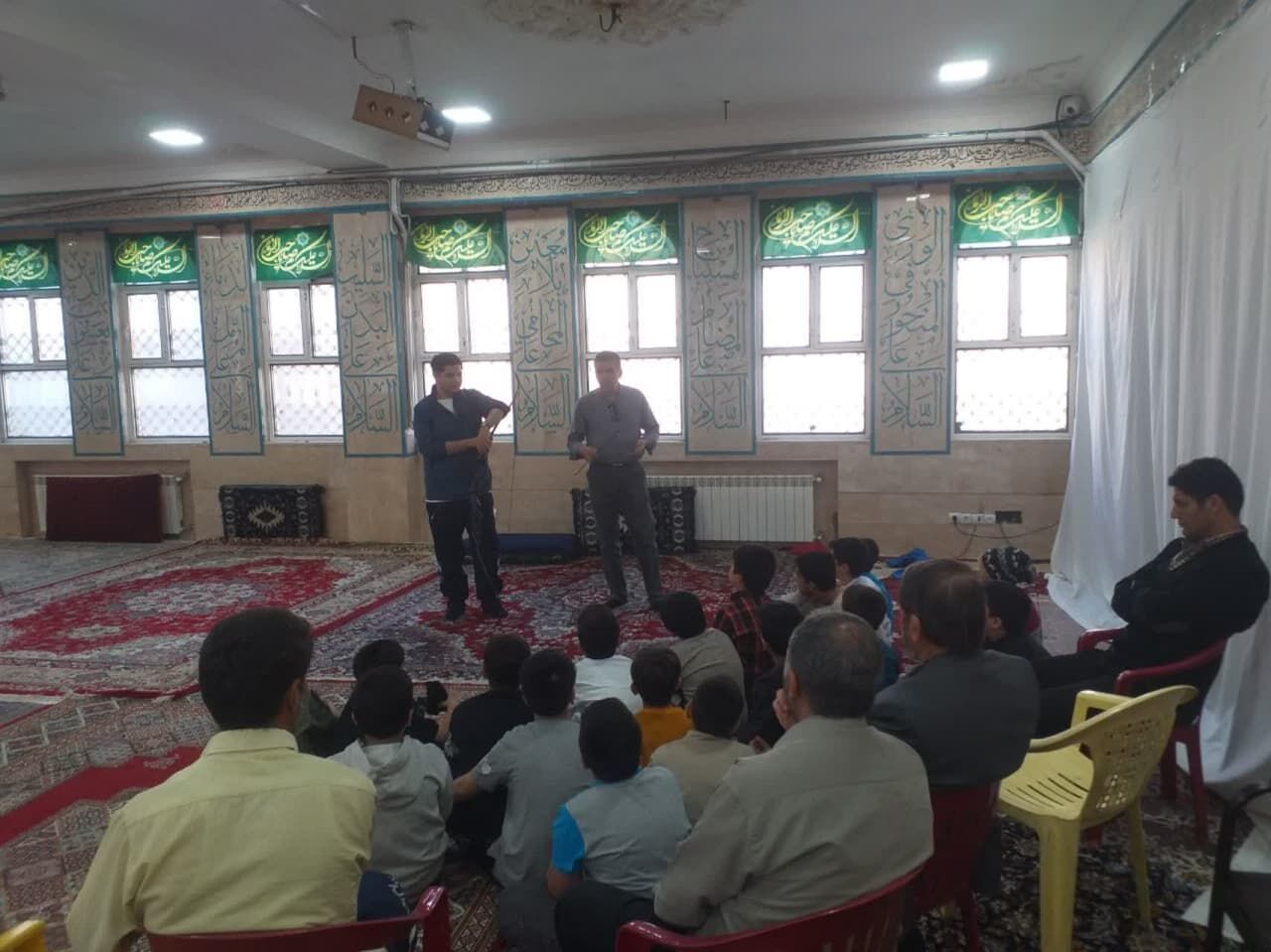 مسجد و نوجوانان؛ پیوندی برای آرامش و معنویت در جنگ