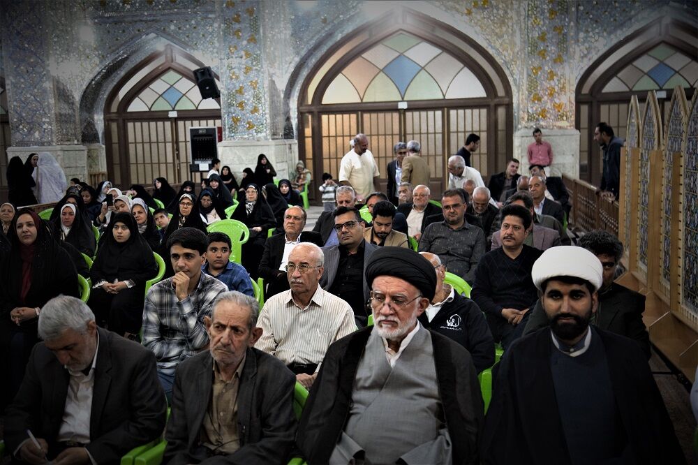 شعر در آستان خورشید؛ وقتی واژه‌ها به زیارت می‌روند