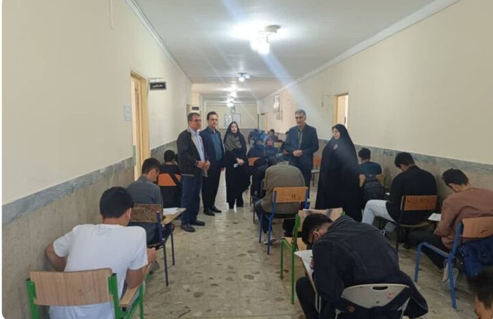 برگزاری آزمون پیشرفت تحصیلی در مدارس شاهد استان ایلام