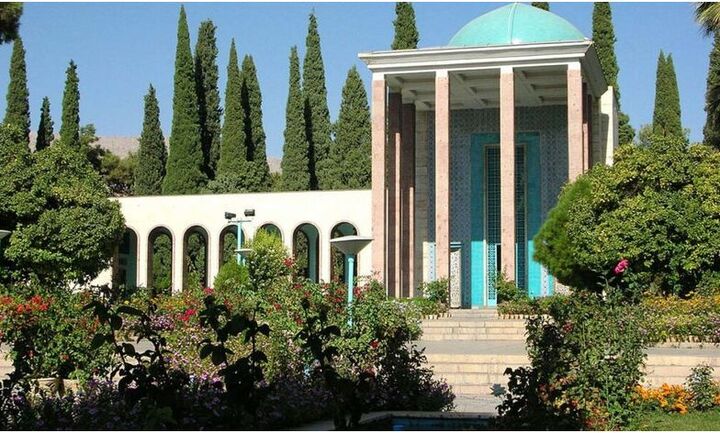 وقتی در «بوستان» عشق جادو می شود و در «گلستان» حکمت شکوفا