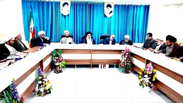 حوزه های علمیه از ارکان قدرت هستند