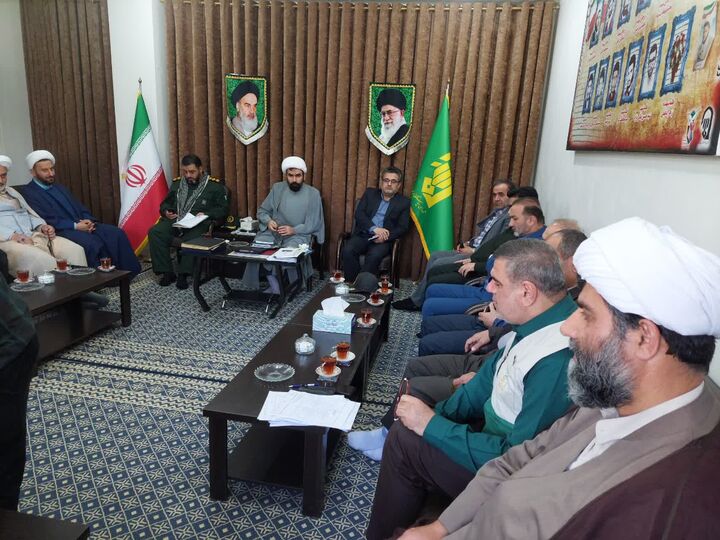 بیش از ۲۰ عنوان ویژه برنامه دهه کرامت در فومن تدوین شد