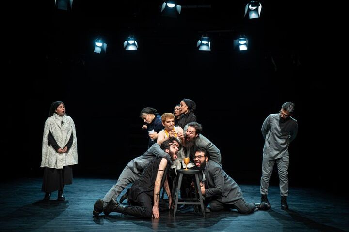 اجرای نمایش «کالیگولا» تمدید شد