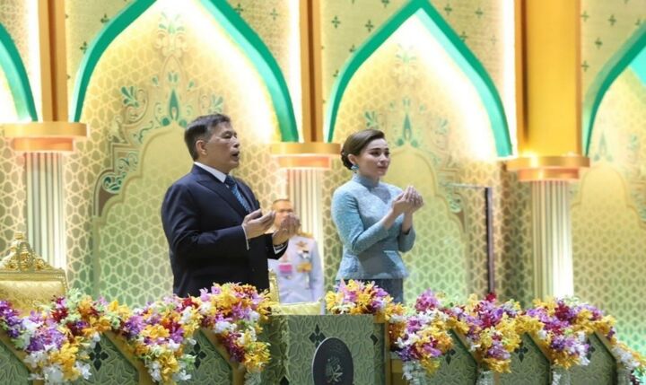 پیامبر(ص) بهترین الگو برای ساختن جامعه‌ای بهتر هستند