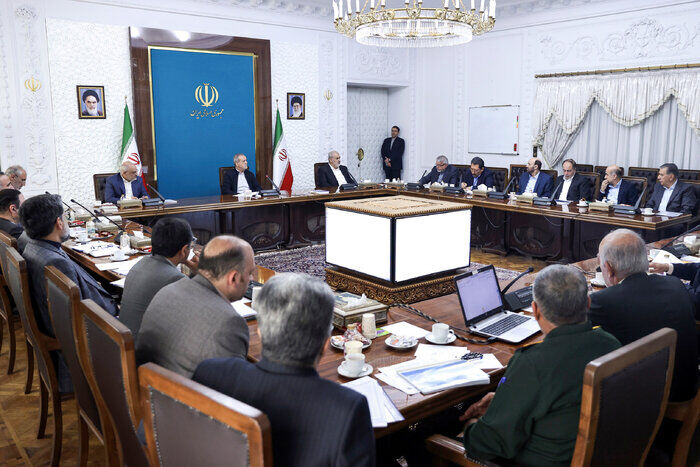 انتقاد پزشکیان از نبود نگاه جامع و صحیح نسبت به توسعه کشور/از توسعه واقعی غافل بوده‌ایم