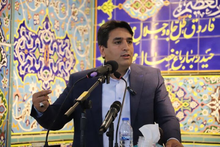 سنندج میزبان ۲۶ برنامه متنوع فرهنگی و هنری است