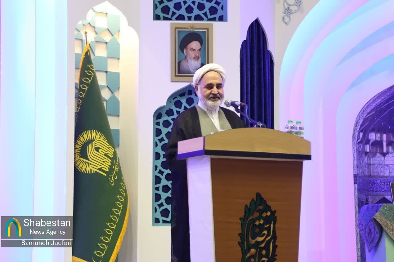 آیین شکرانه خدمت و تجلیل از خدمتگزاران زائران رضوی