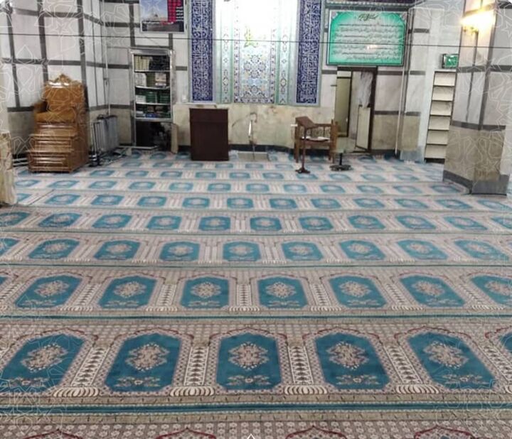 توزیع ۱۵۰۰ متر فرش دستباف در نمازخانه مدارس کم‌برخوردار ایلام