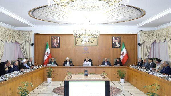 دستور توقف احداث پتروشیمی در میانکاله/گفت‌وگوی تلفنی پزشکیان با استاندار مازندران