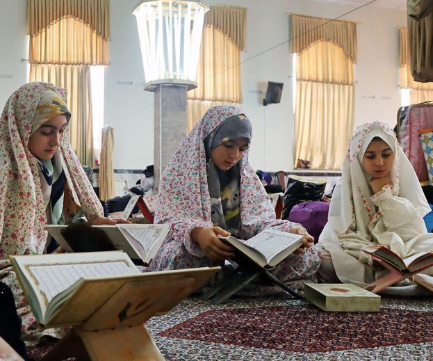 جوانان جهادگر؛ طلایه‌داران حرکت فرهنگی در دل روستا