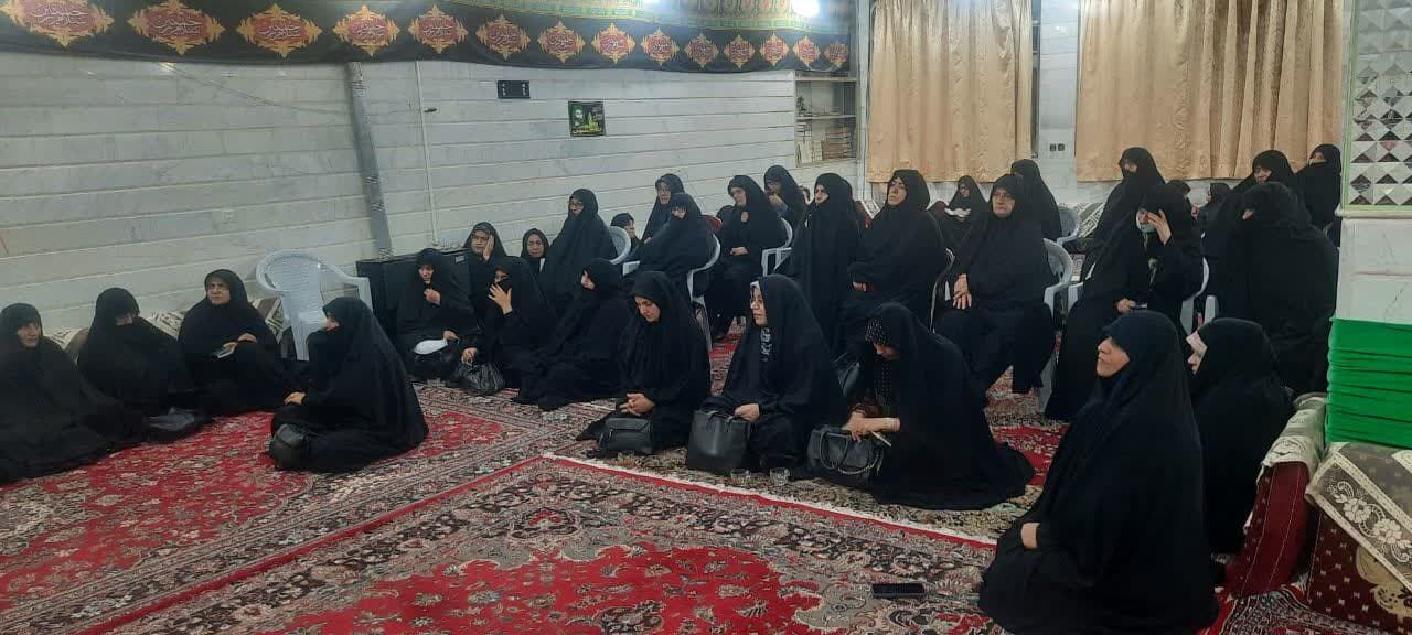 نشست تبیینی ویژه بانوان مبلغه و مسئولان جلسات مذهبی بانوان آران و بیدگل برگزار شد