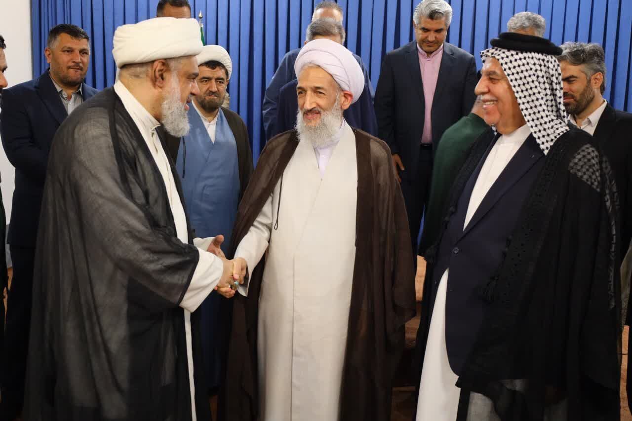 چشم مستضعفان جهان به انقلاب اسلامی است