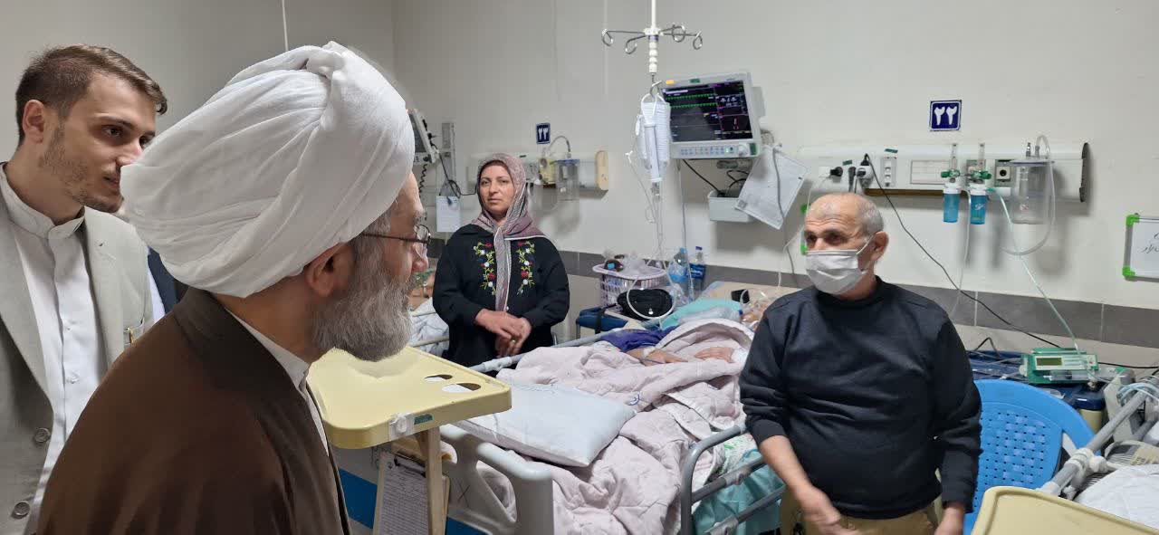عیادت نماینده ولی فقیه گیلان از بیماران بیمارستان رازی رشت