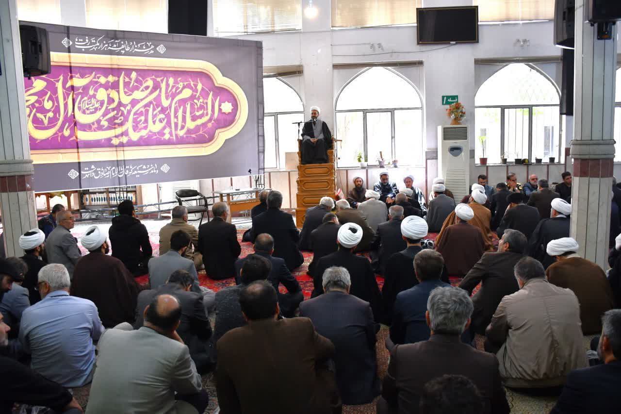 مردم خوی در سوگ شهادت امام جعفر صادق (ع)