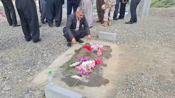 عطر حضور کارگران در کنار شهیدان گمنام؛ تجلیل از مقام کار در آیینه ایثار در سروآباد