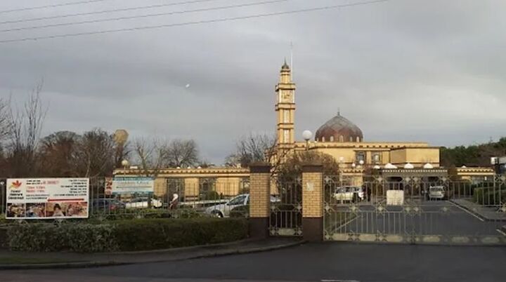 تعطیلی غیرمنتظره بزرگ‌ترین مرکز اسلامی در ایرلند