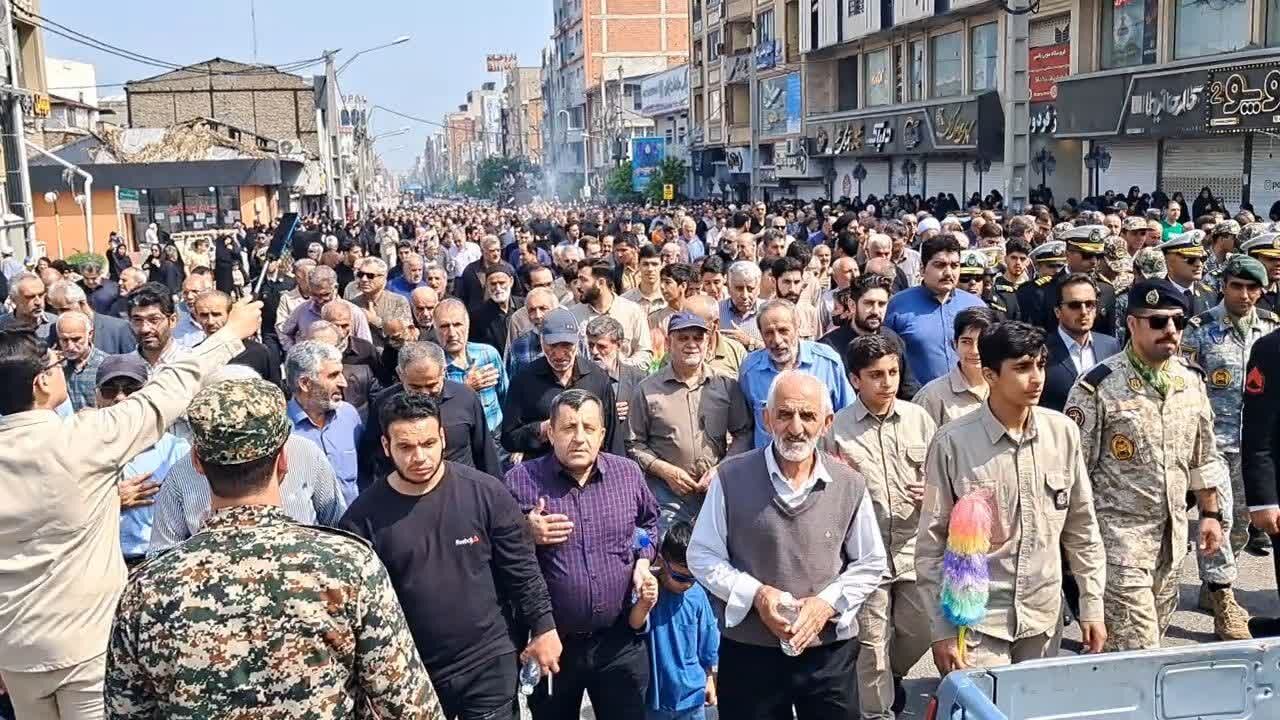 قهرمان آرامگرفت/ مردم برای شهیدشان سنگ تمام گذاشتند