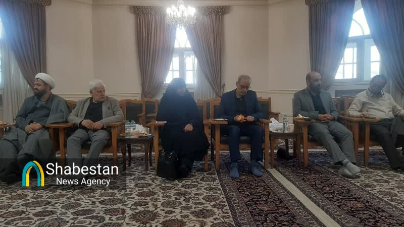 توسعه خدمات و امدادهای اجتماعیِ اعتاب و دستگاههای دینی در دهه کرامت