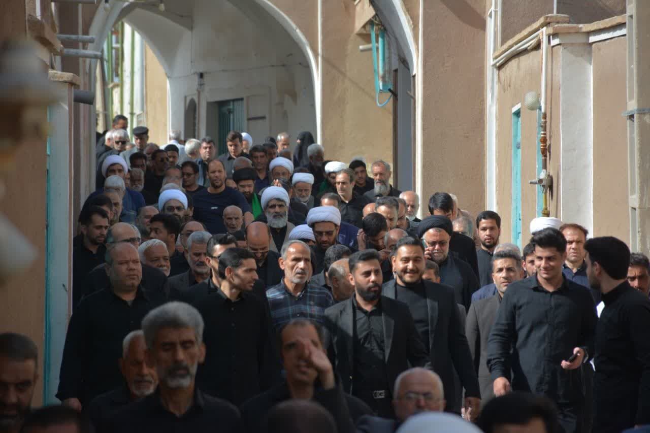 آران و بیدگل در سوگ صادق آل محمد(ع)؛ نوای ماتم در شهر و دل‌ها پیچید