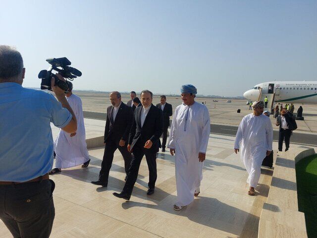 عراقچی وارد مسقط شد